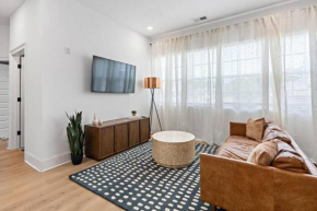 Spacious Modern 4 Bed 2 Bedroom near Downtown